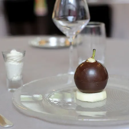 Demeures & Chateaux La Belle Meuniere Szálloda 4*